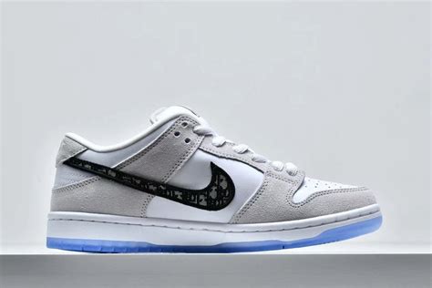 nike sb dior|christian dior nike dunks.